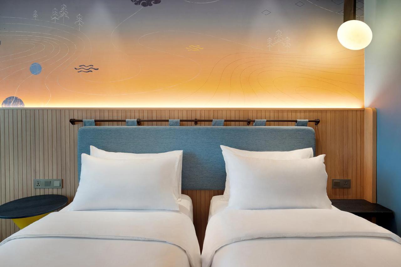 Hotel Ibis Styles Semarang Simpang Lima Esterno foto