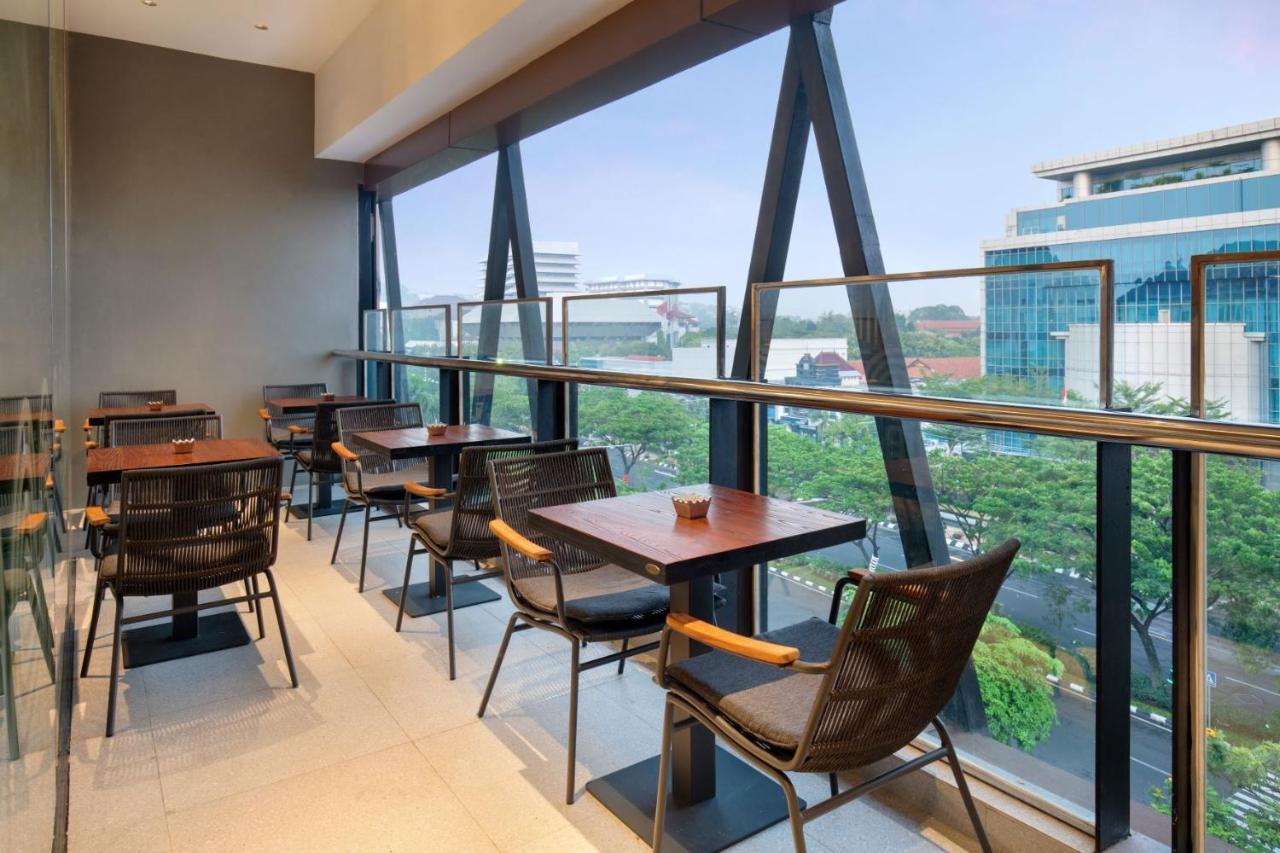 Hotel Ibis Styles Semarang Simpang Lima Esterno foto