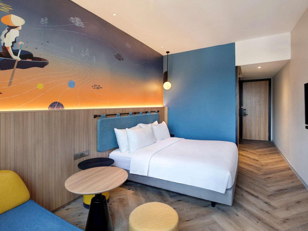 Hotel Ibis Styles Semarang Simpang Lima Esterno foto