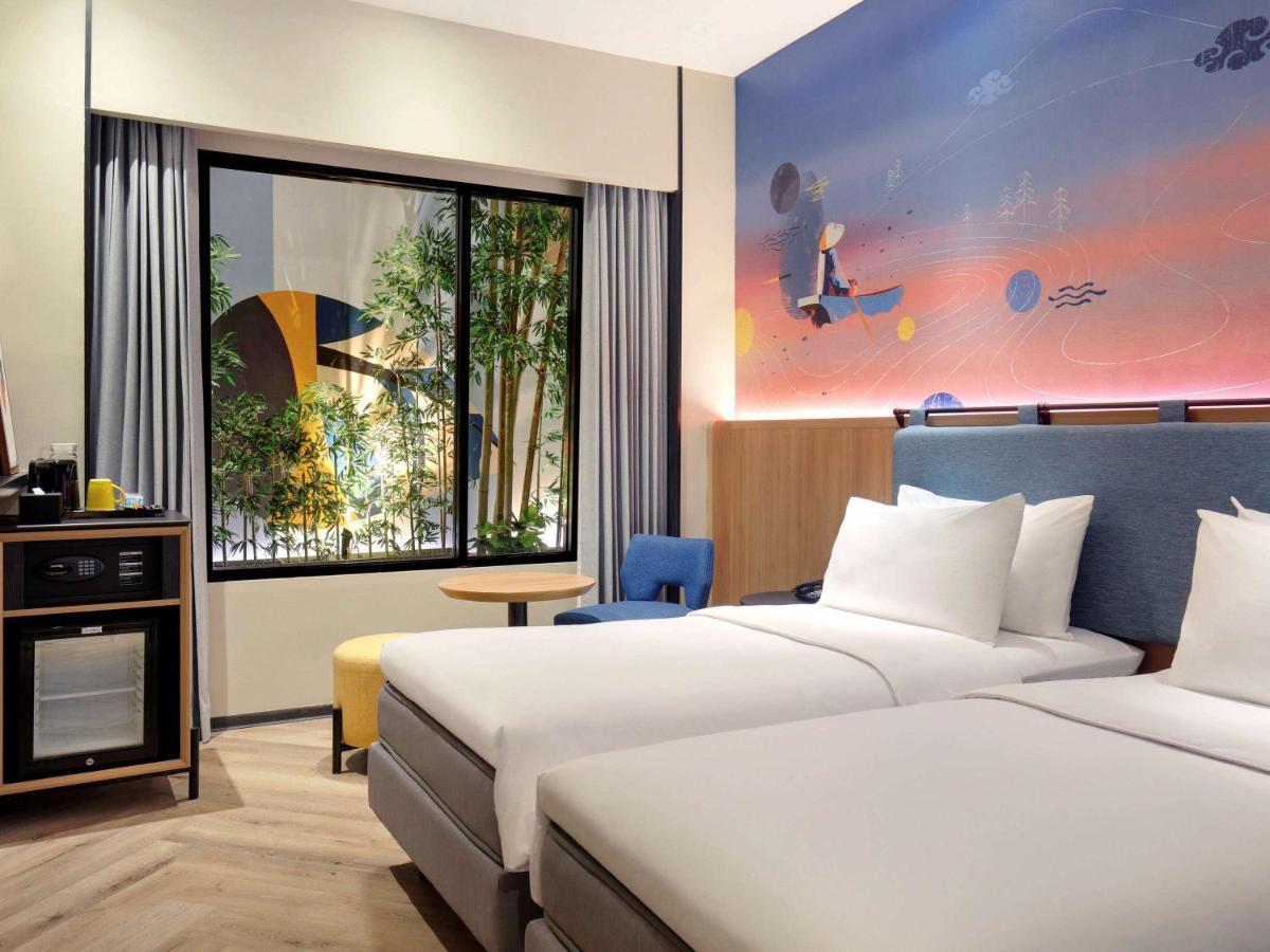 Hotel Ibis Styles Semarang Simpang Lima Esterno foto