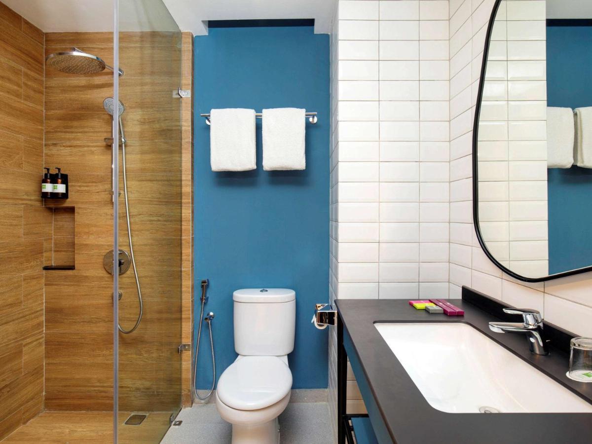 Hotel Ibis Styles Semarang Simpang Lima Esterno foto