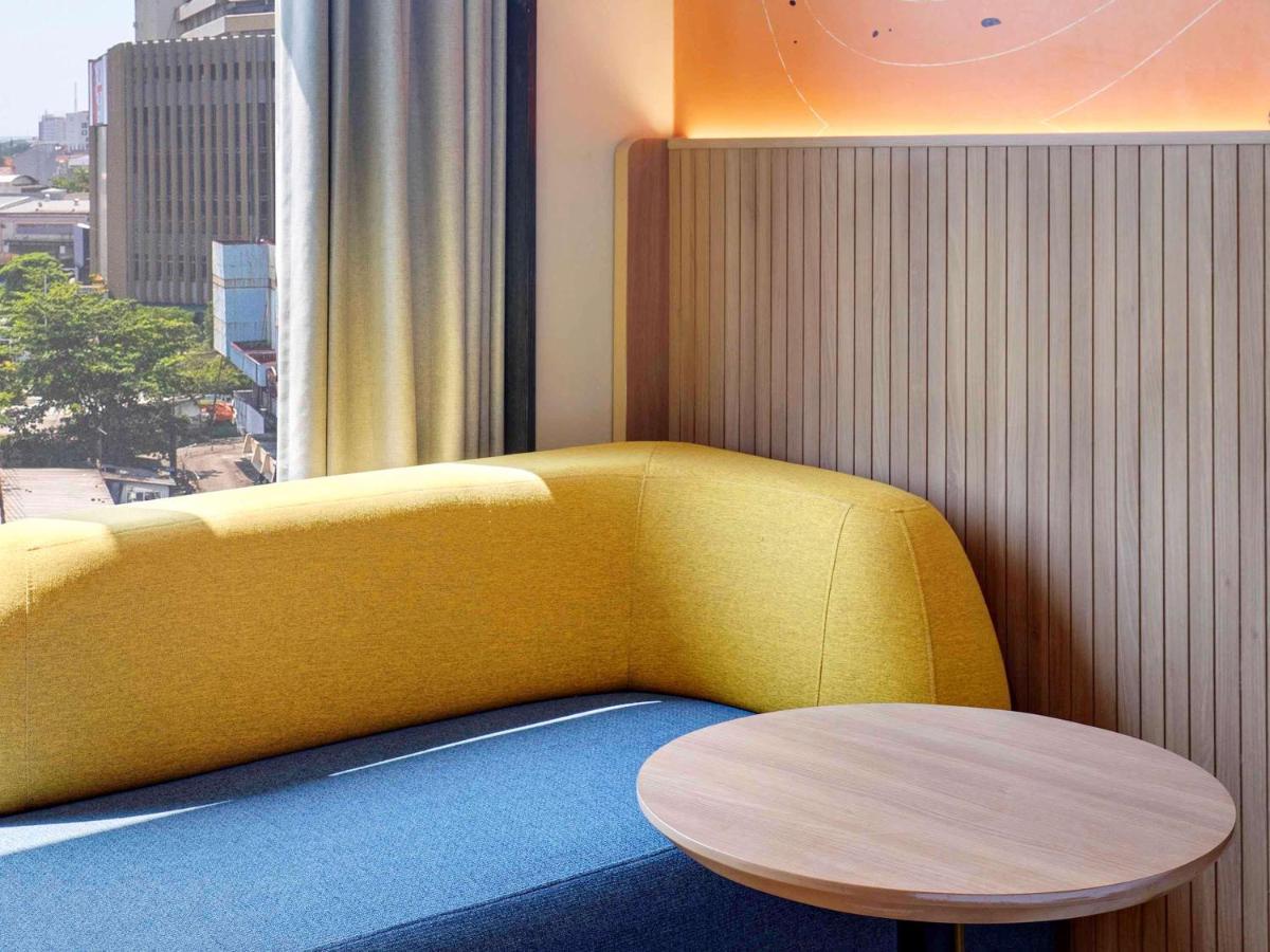 Hotel Ibis Styles Semarang Simpang Lima Esterno foto