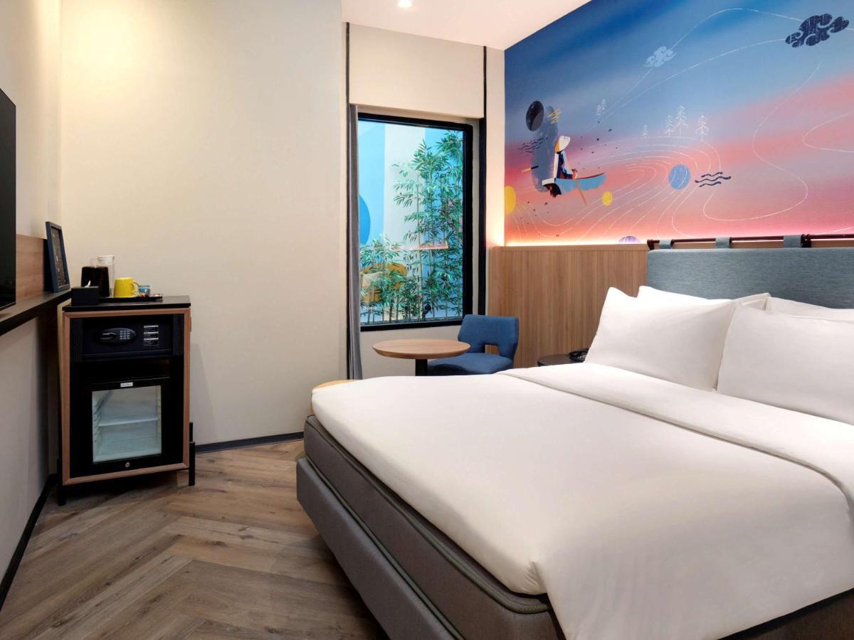 Hotel Ibis Styles Semarang Simpang Lima Esterno foto