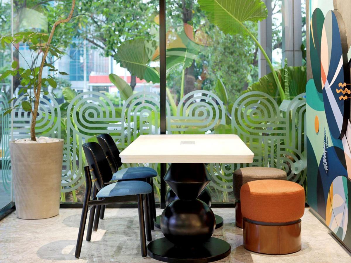 Hotel Ibis Styles Semarang Simpang Lima Esterno foto