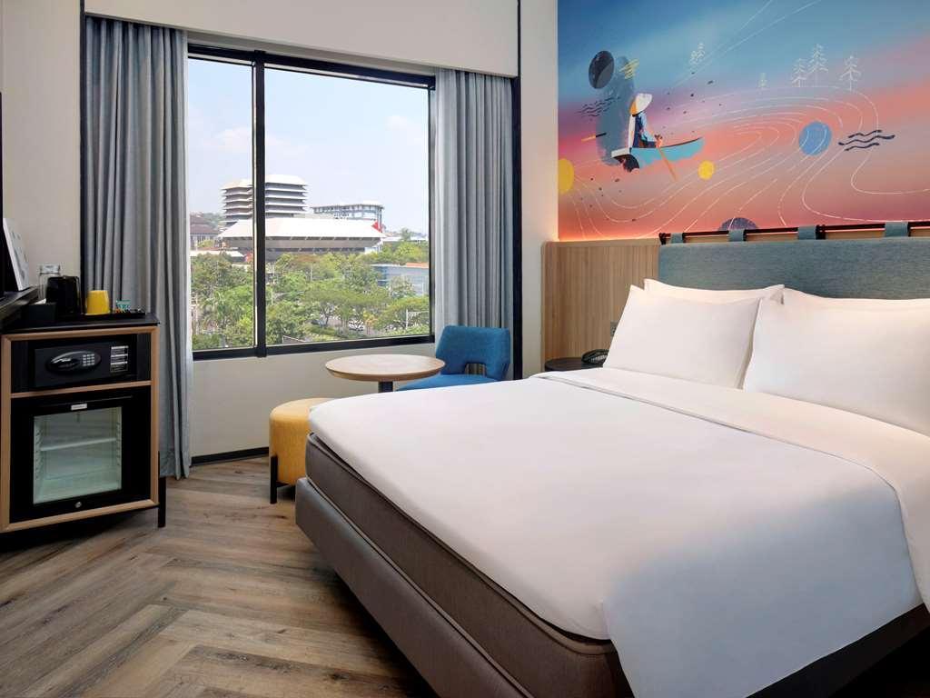 Hotel Ibis Styles Semarang Simpang Lima Camera foto
